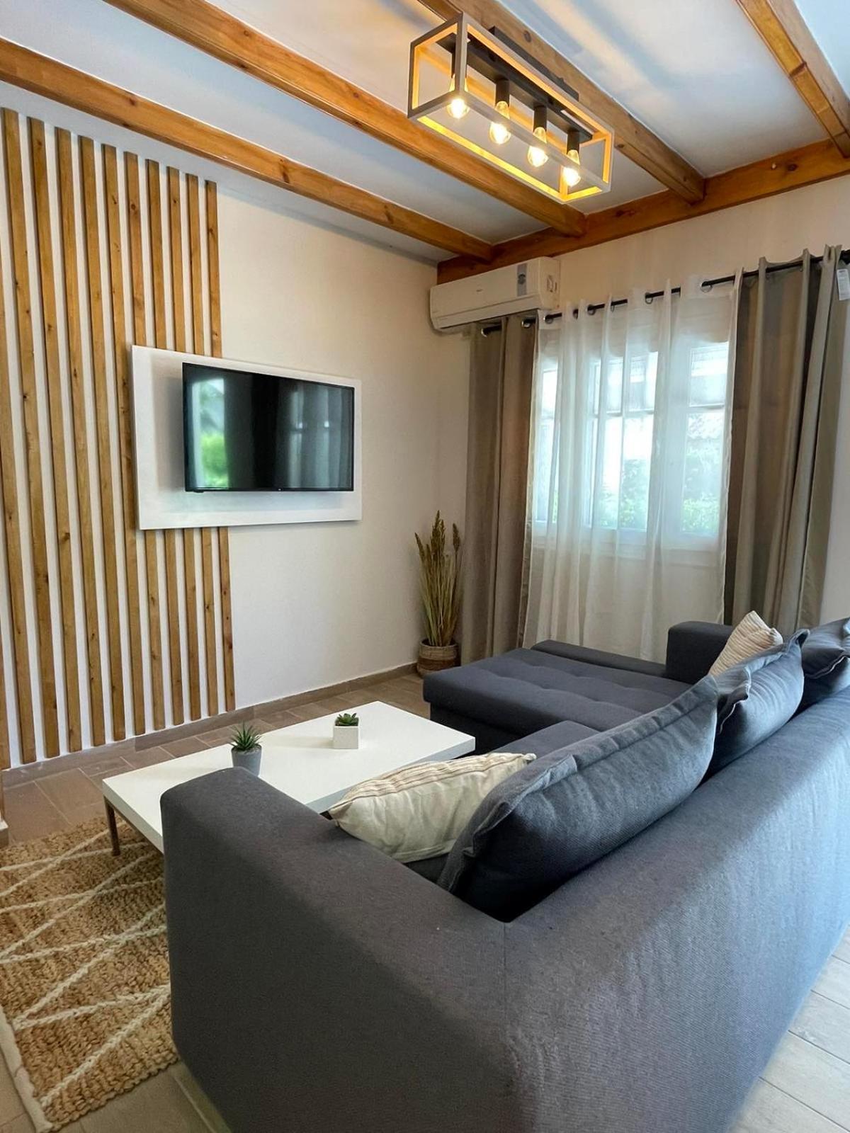 Euphoria Suites And Studios ซีดารี ภายนอก รูปภาพ
